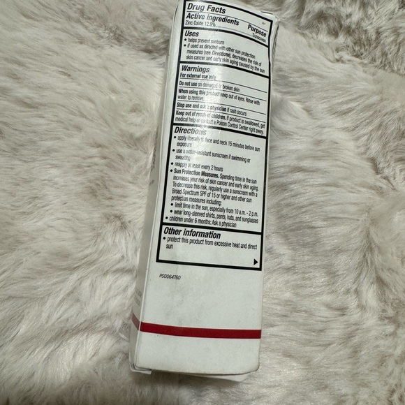 EltaMD UV Skin Recovery Broad Spectrum SPF 50 Red Color Correcting - Picture 8 of 9